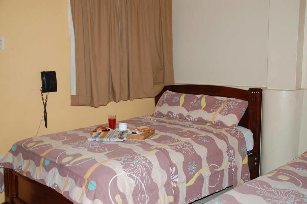 Hotel Ciudad Latin Palace Guayaquil Buitenkant foto